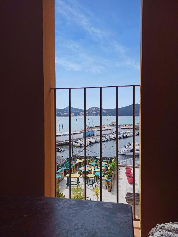 Ô Rêves Ailleurs Acomodação com café da manhã Saint-Cyr-sur-Mer Exterior foto