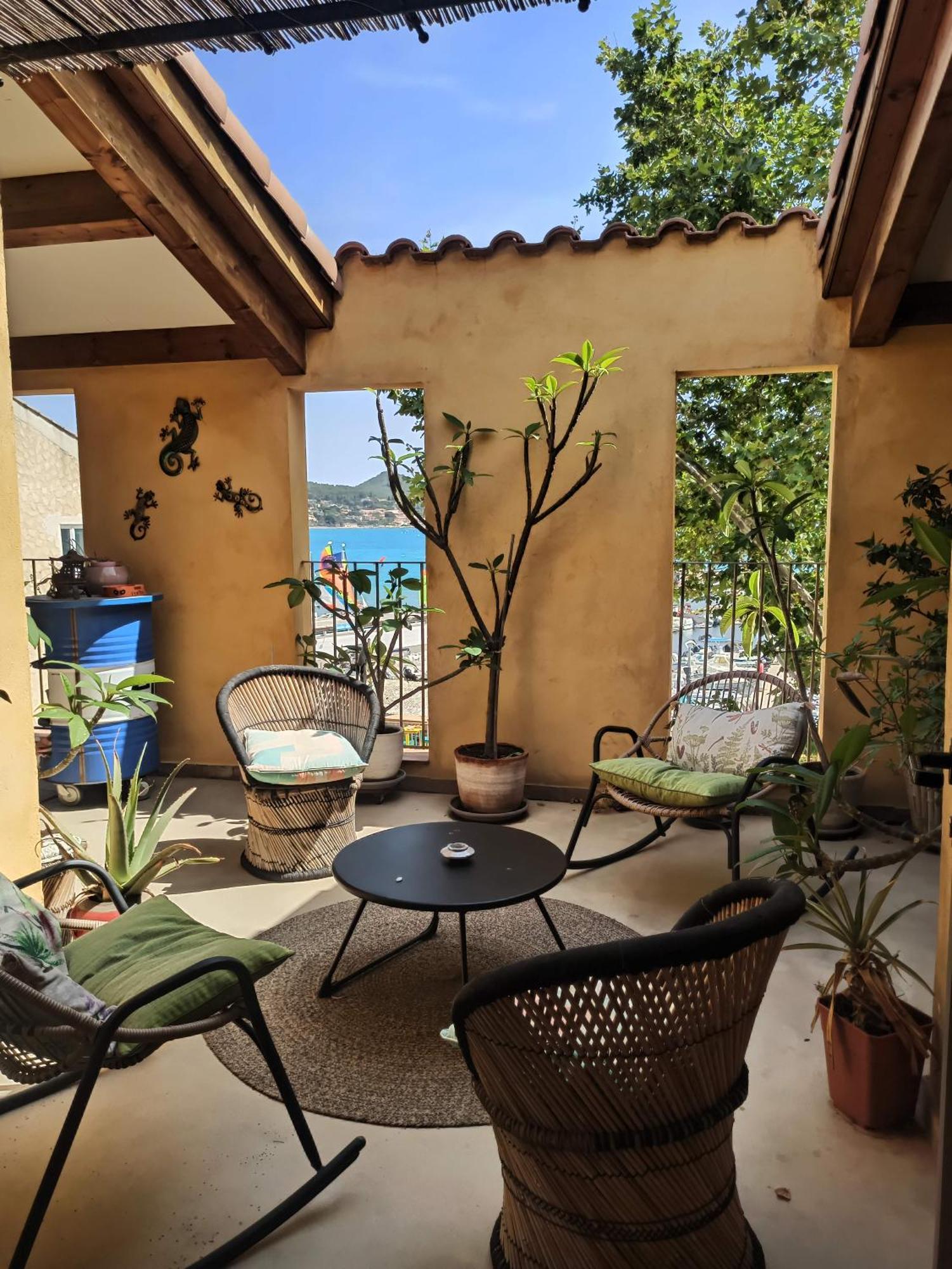 Ô Rêves Ailleurs Acomodação com café da manhã Saint-Cyr-sur-Mer Exterior foto